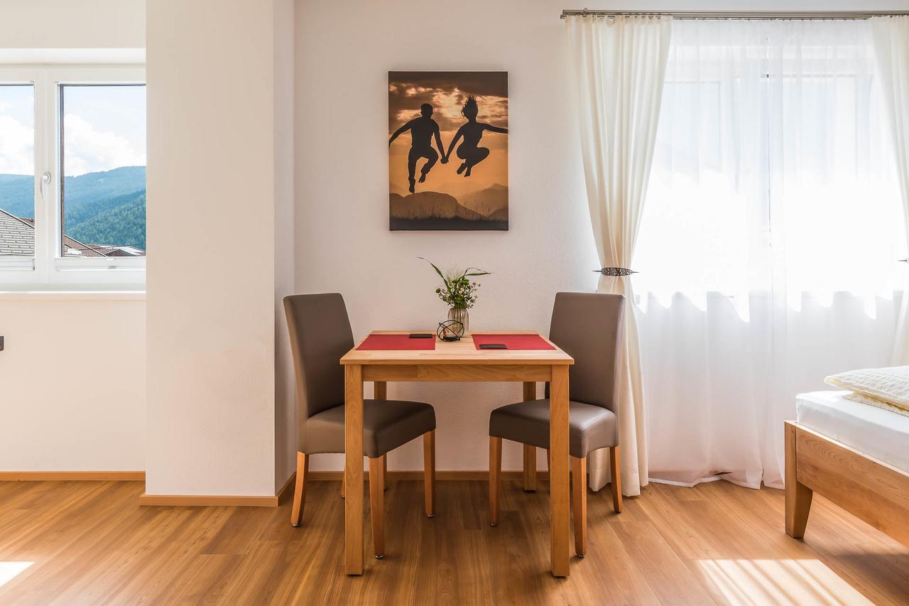 Apartment Im Huggn Fulpmes Luaran gambar