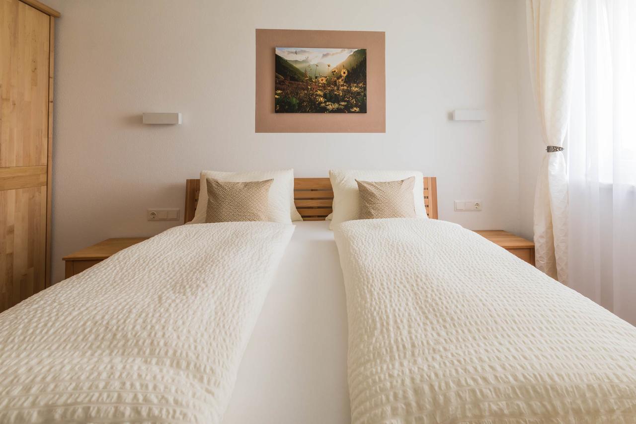 Apartment Im Huggn Fulpmes Luaran gambar